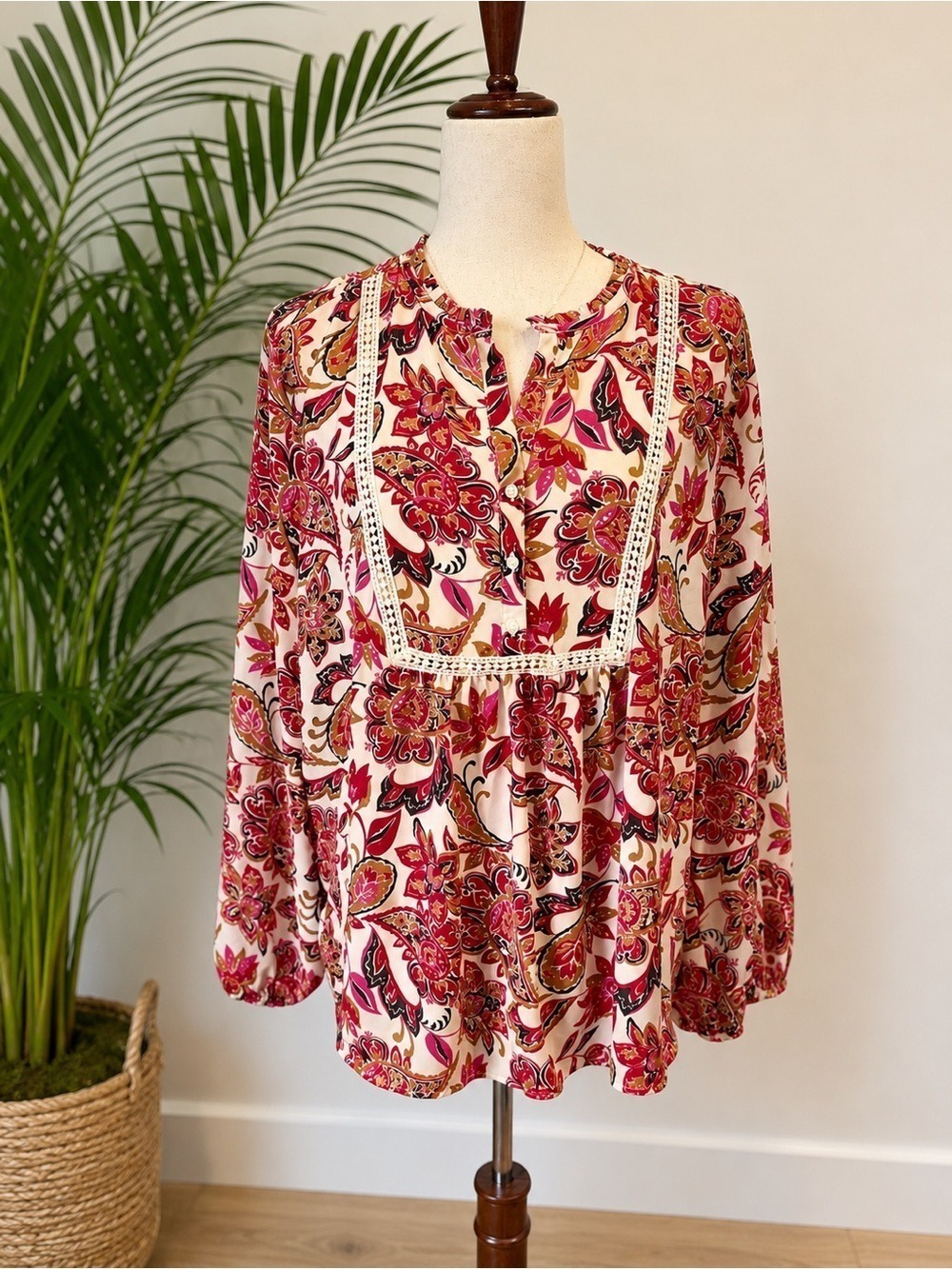 LOFT Pink Red Floral Tunic Crochet Trim Large